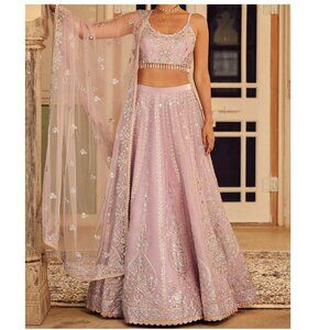 Lashkaraa Lavender Lehenga